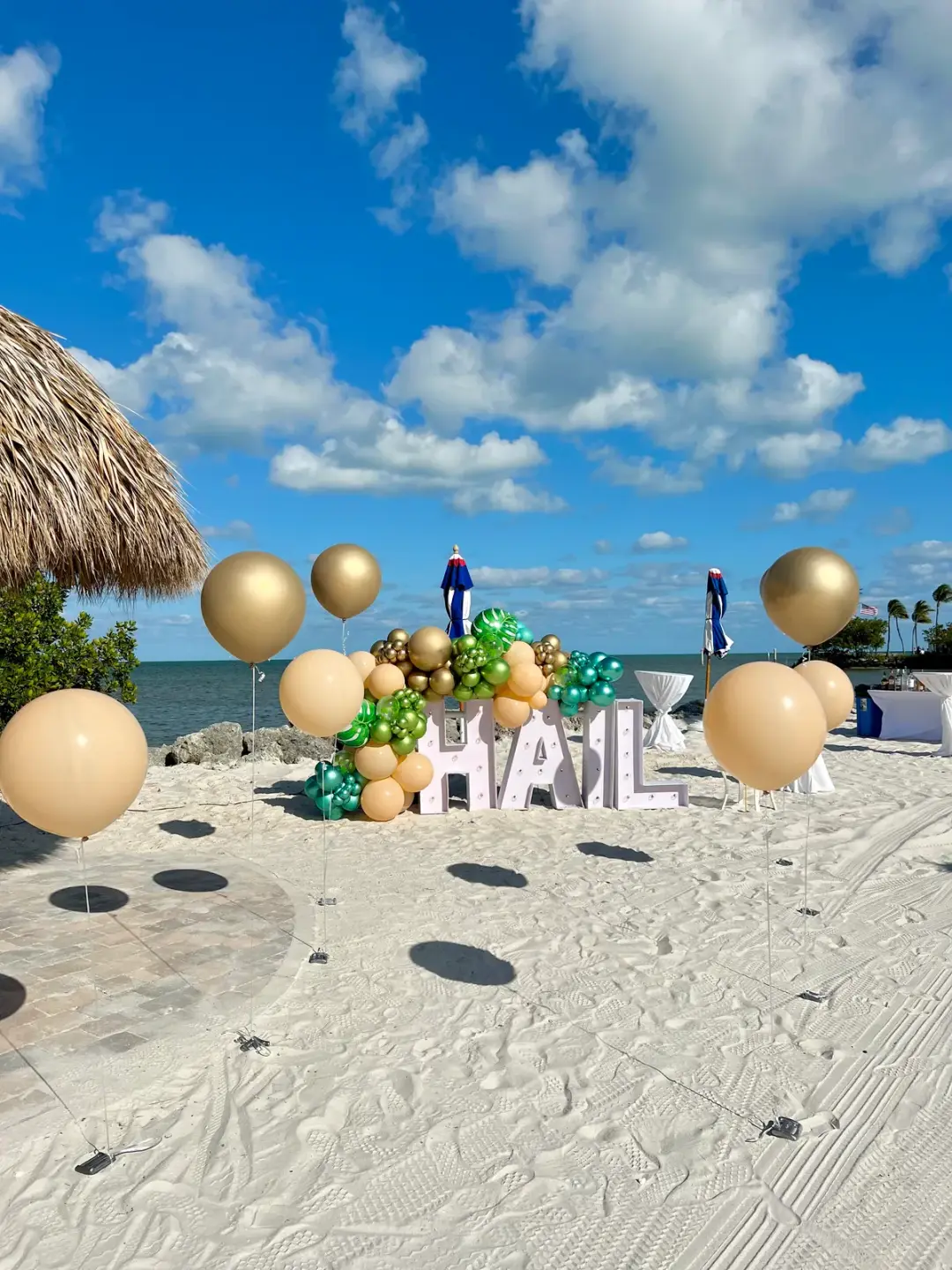 Anniversary balloon decorations in Miami — photo 3