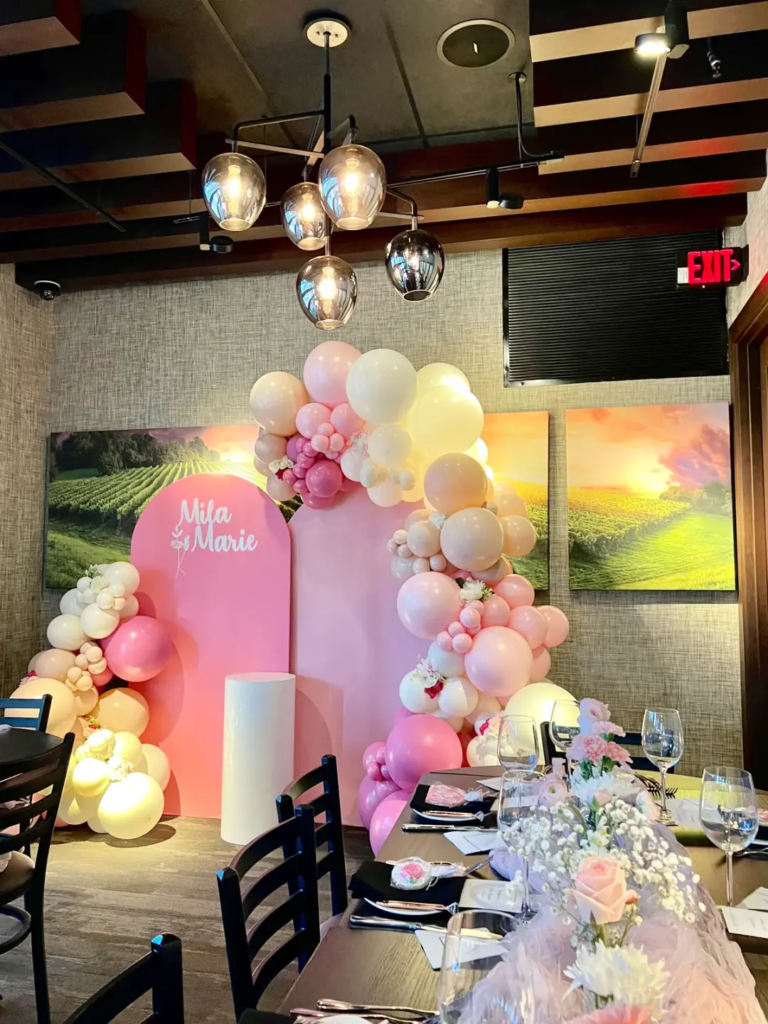 Baby Shower balloon decorations in Miami — photo 2