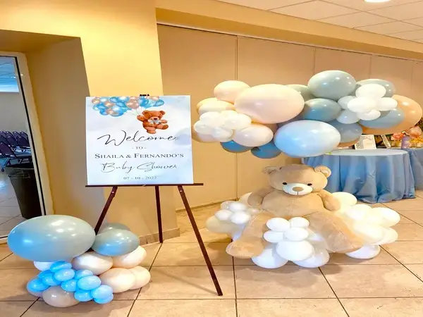 Baby Shower balloon decorations in Miami — photo 22