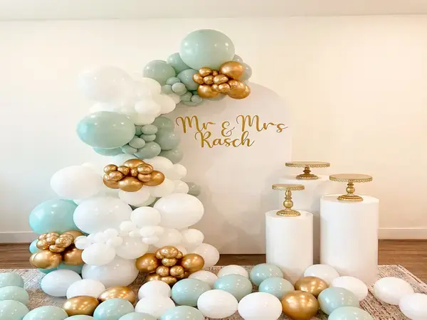 Wedding balloon decorations in Miami — photo 2