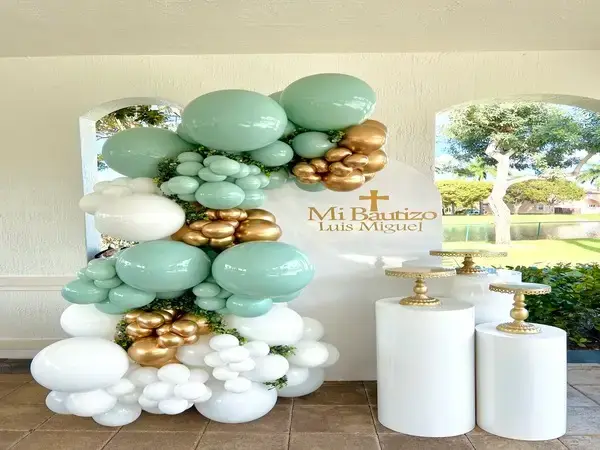 Communion, Confirmation & Baptism balloon decorations in Miami — photo 4