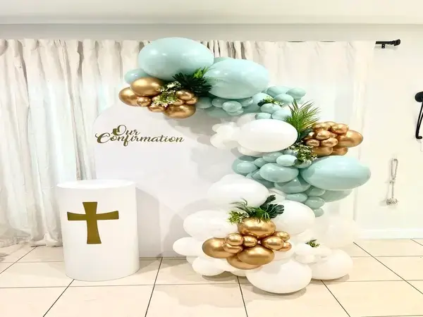 Communion, Confirmation & Baptism balloon decorations in Miami — photo 5