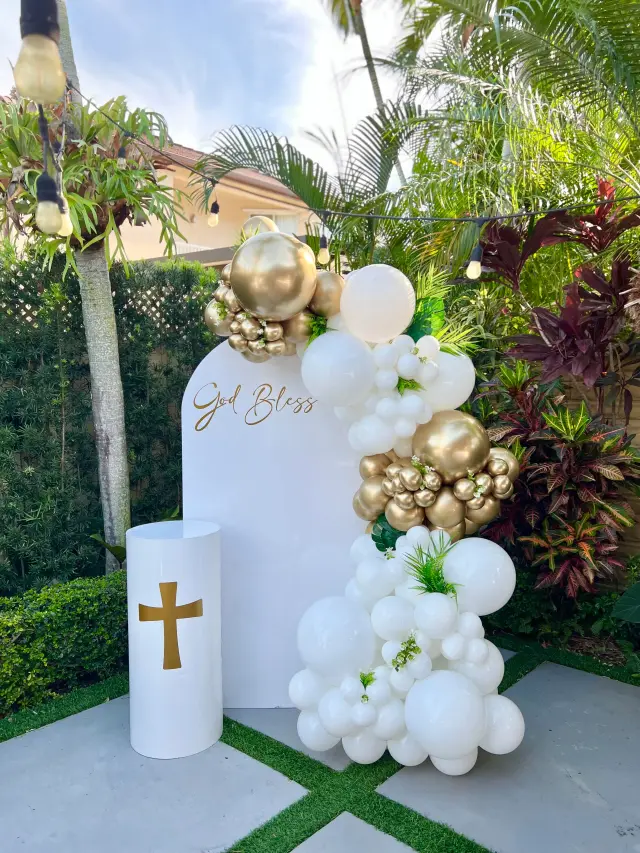 Communion, Confirmation & Baptism balloon decorations in Miami