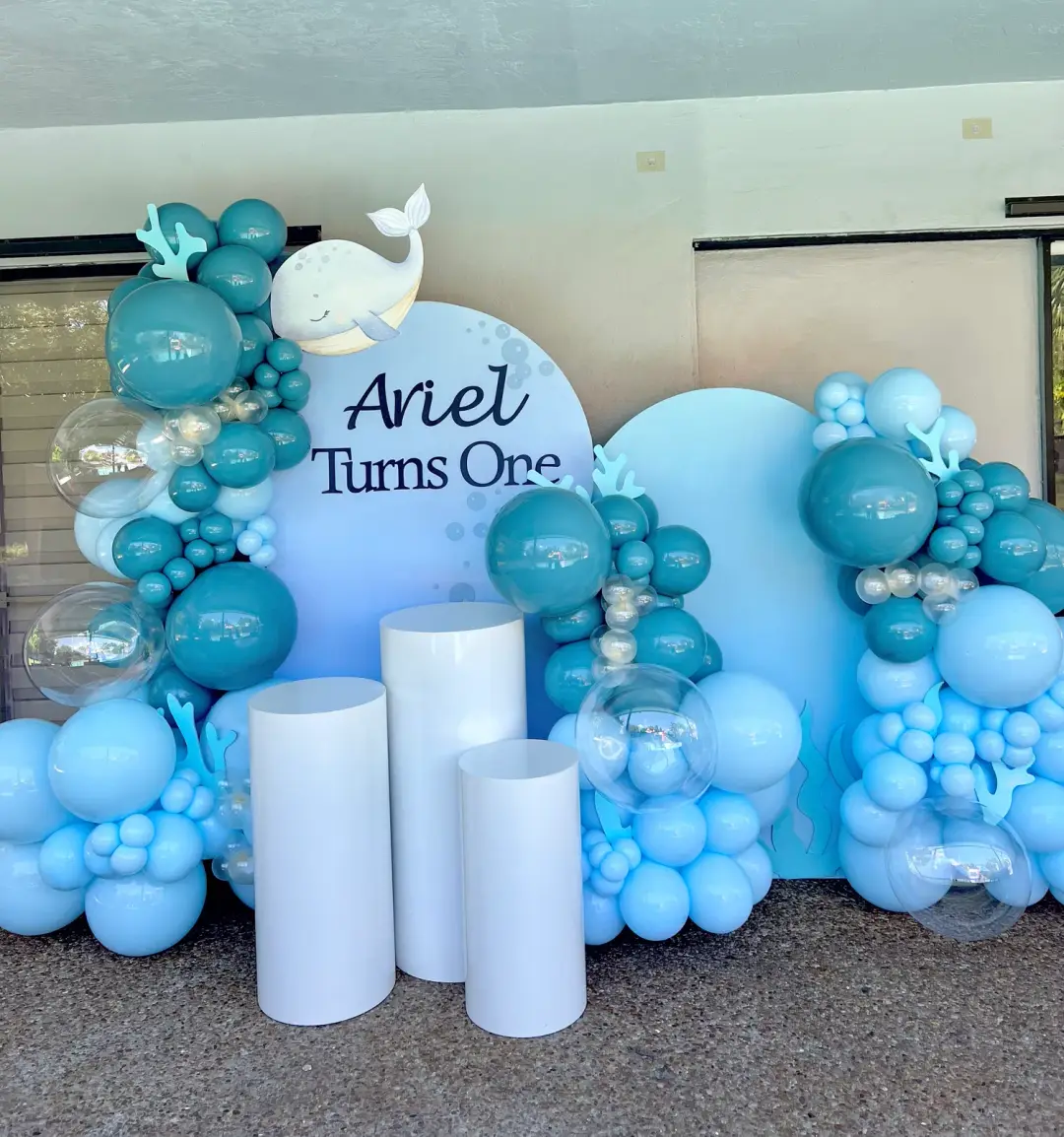 Birthday balloon decorations in Miami — photo 12