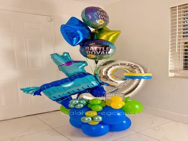 Birthday balloon bouquets in Miami — photo 25