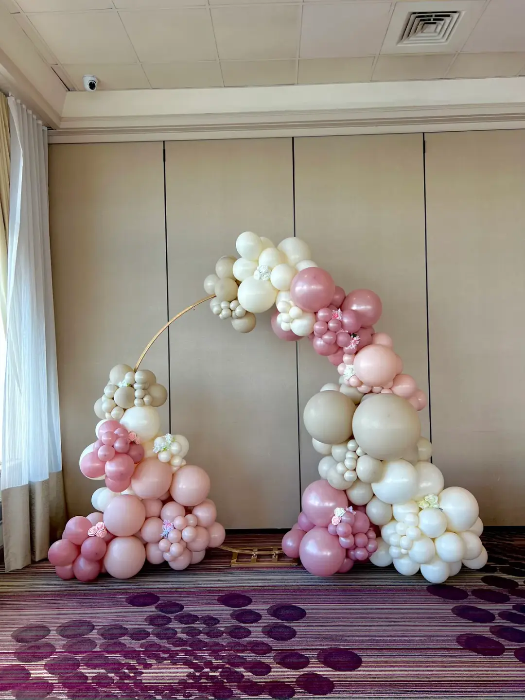 Birthday balloon decorations in Miami — photo 26