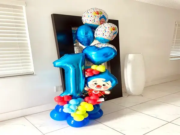 Birthday balloon bouquets in Miami — photo 27