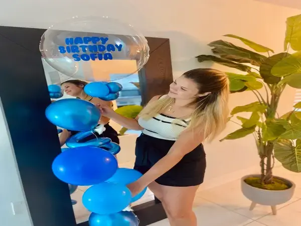 Birthday balloon bouquets in Miami — photo 28