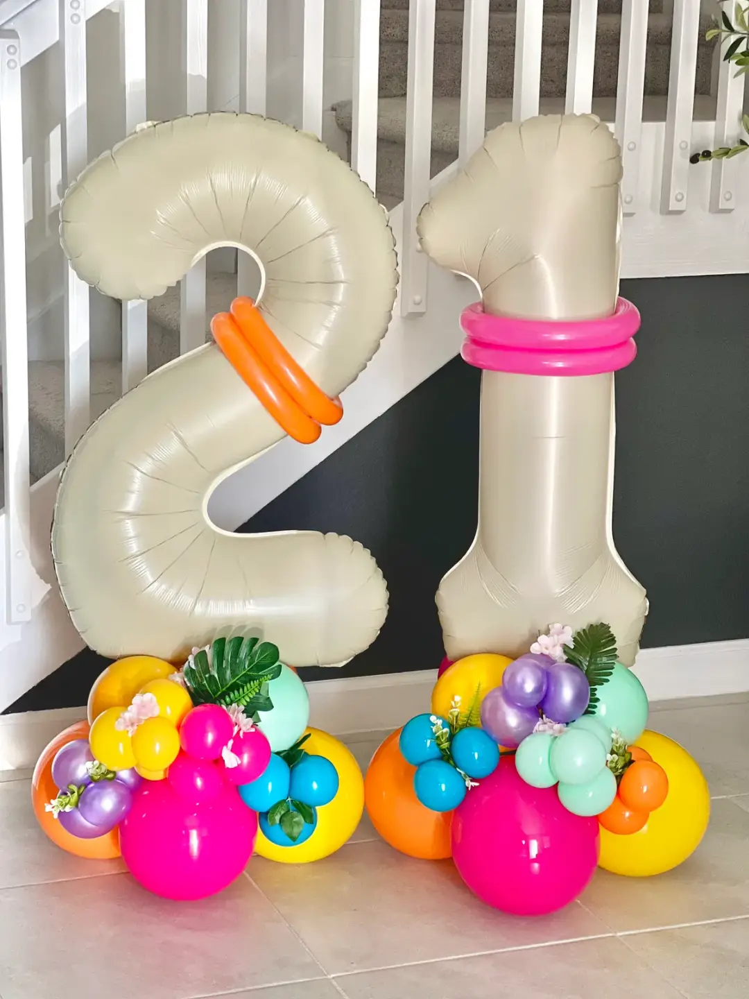 Birthday balloon bouquets in Miami — photo 3