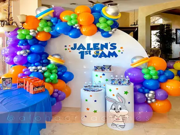 Birthday balloon decorations in Miami — photo 30