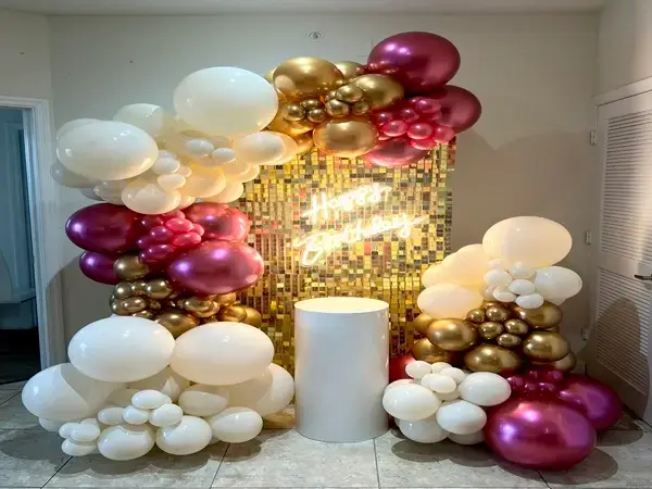Birthday balloon decorations in Miami — photo 36