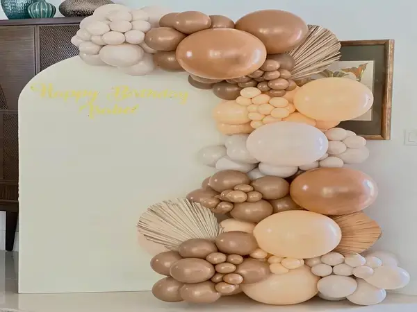Birthday balloon decorations in Miami — photo 40