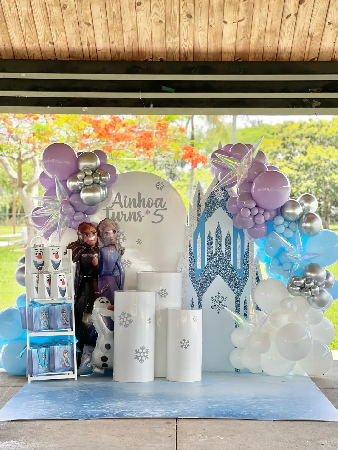 Birthday balloon decorations in Miami — photo 5