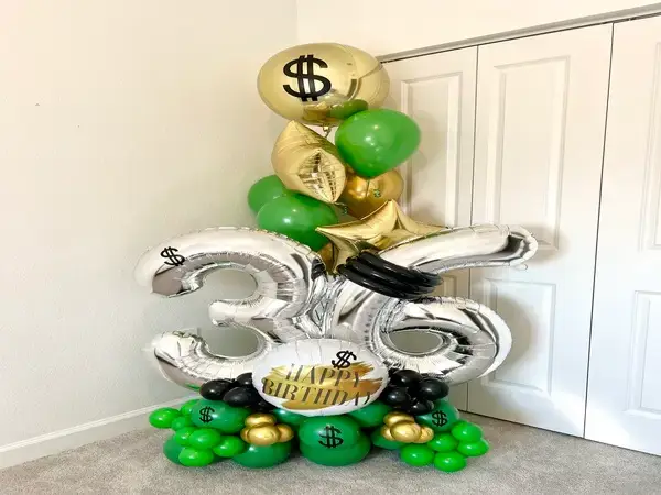Birthday balloon bouquets in Miami — photo 7