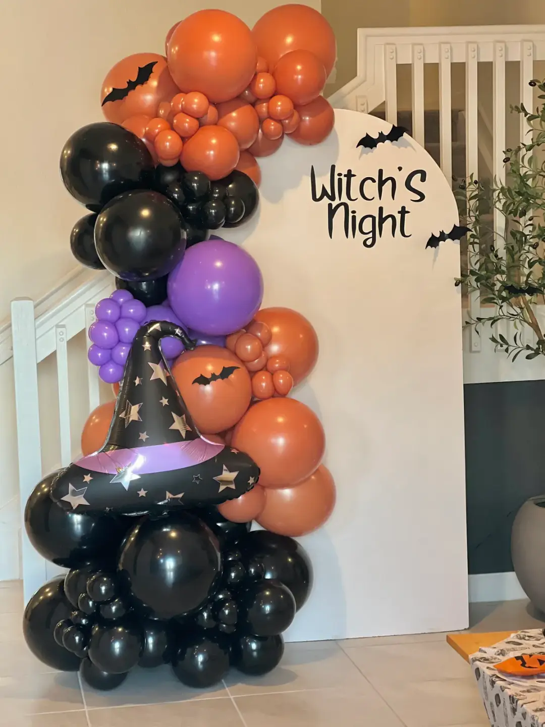 Holiday balloon decorations in Miami — photo 4