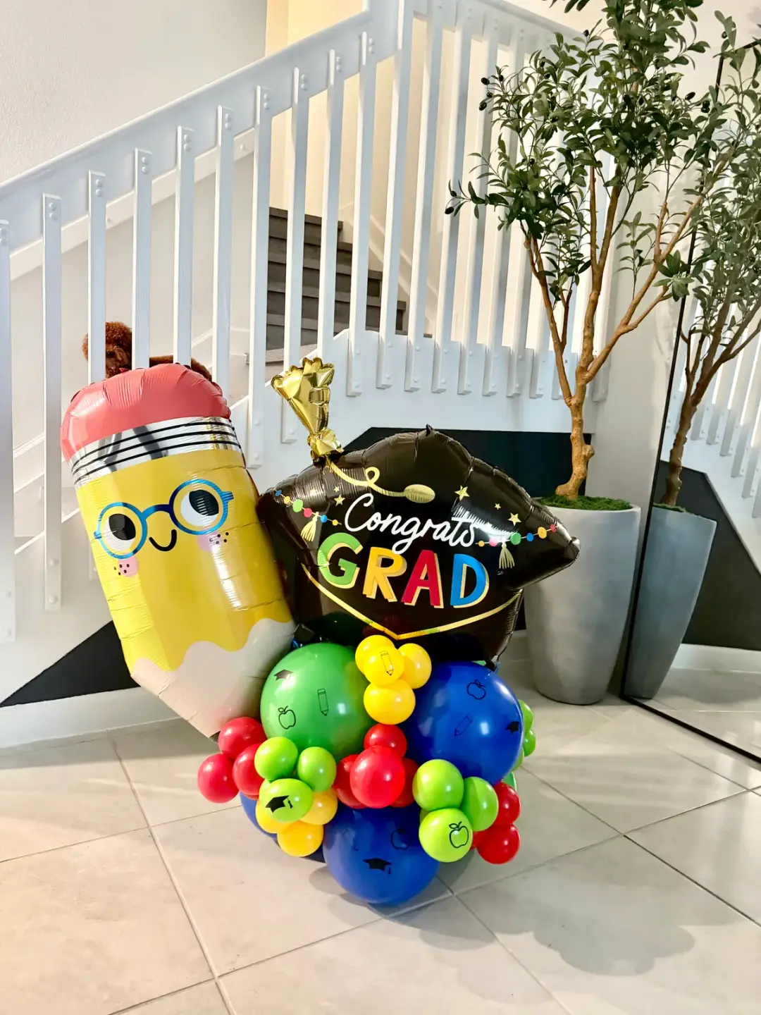 Graduation balloon bouquets in Miami — photo 1