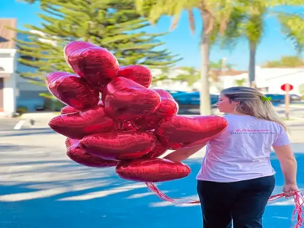 Valentine's Day balloon bouquets in Miami — photo 4